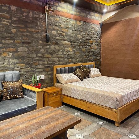 Nature Villaas Basa Homestay Pauri Exteriör bild
