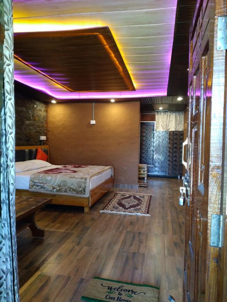 Nature Villaas Basa Homestay Pauri Exteriör bild