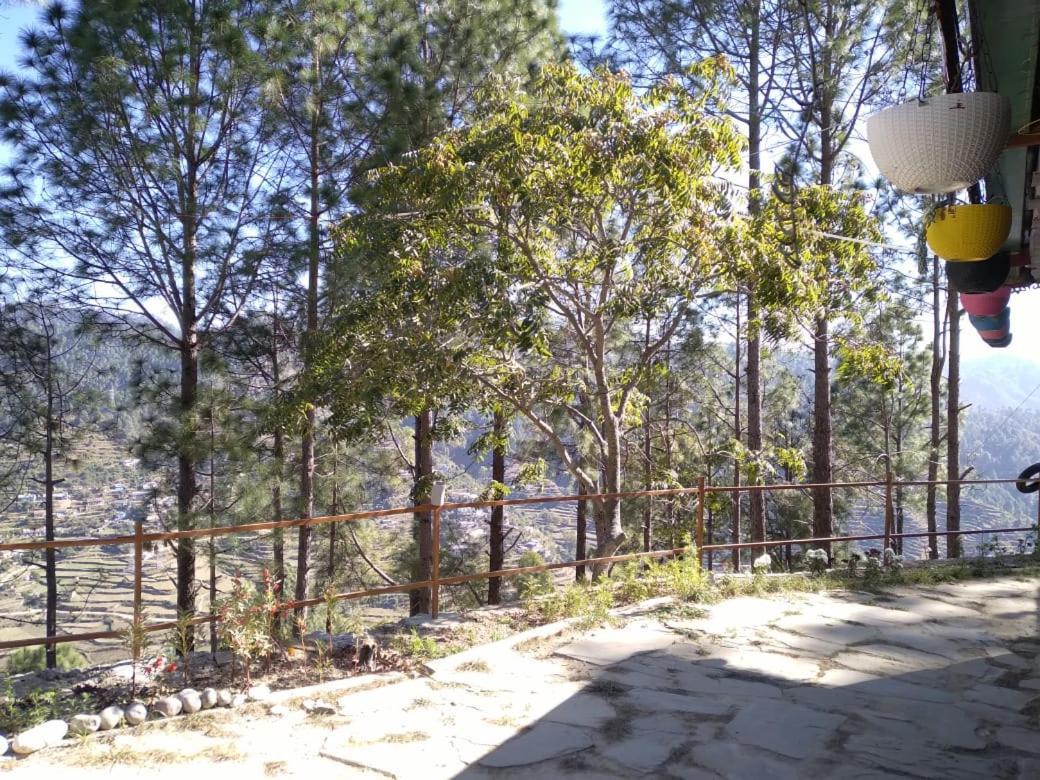 Nature Villaas Basa Homestay Pauri Exteriör bild